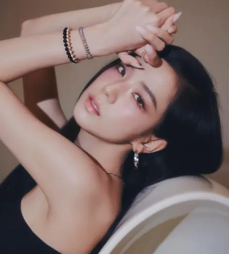 Image 4444109 from Jisoo  || - BLΛƆKPIИK ( BLACKPINK )