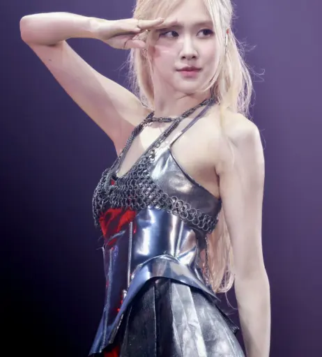 Image 4444386 from Rosé || Roseanne Park - BLΛƆKPIИK ( BLACKPINK )