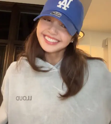 Image 4441691 from Lisa | BLΛƆKPIИK (Blackpink)