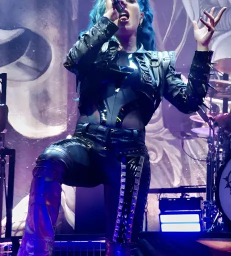 Image 4441632 from Women of Metal