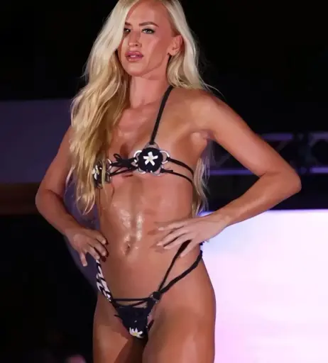 Image 4441351 from Danielle Moinet / Summer Rae