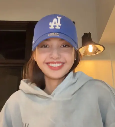 Image 4441203 from Lisa | BLΛƆKPIИK (Blackpink)
