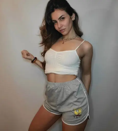 Image 4442176 from Alicia Atout and Salina de la Renta