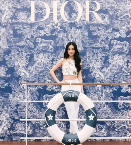 Image 4442363 from Jisoo  || - BLΛƆKPIИK ( BLACKPINK )