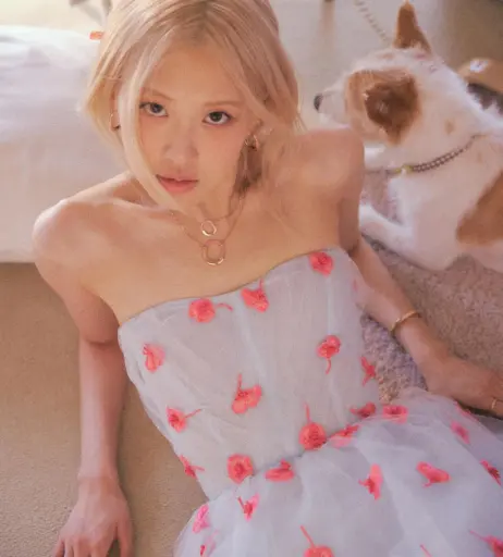 Image 4443546 from Rosé || Roseanne Park - BLΛƆKPIИK ( BLACKPINK )
