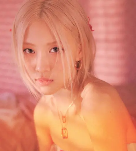 Image 4443272 from Rosé || Roseanne Park - BLΛƆKPIИK ( BLACKPINK )