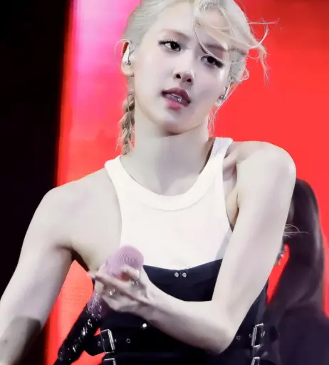 Image 4440314 from Rosé || Roseanne Park - BLΛƆKPIИK ( BLACKPINK )