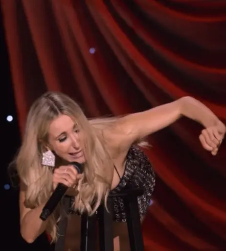 Image 4440302 from Nikki Glaser