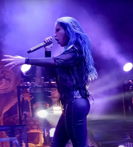 Image 4440306 from Women of Metal