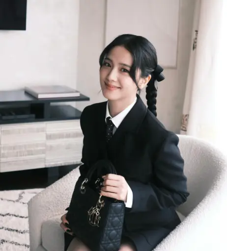 Image 4449557 from Jisoo  || - BLΛƆKPIИK ( BLACKPINK )