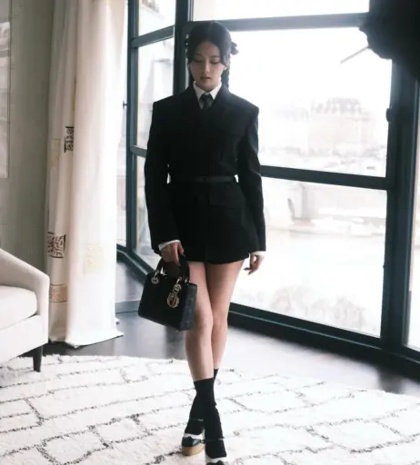 Image 4449429 from Jisoo  || - BLΛƆKPIИK ( BLACKPINK )