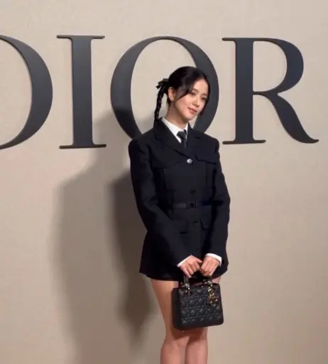Image 4449375 from Jisoo  || - BLΛƆKPIИK ( BLACKPINK )