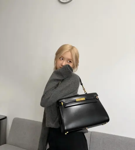 Image 4449984 from Rosé || Roseanne Park - BLΛƆKPIИK ( BLACKPINK )