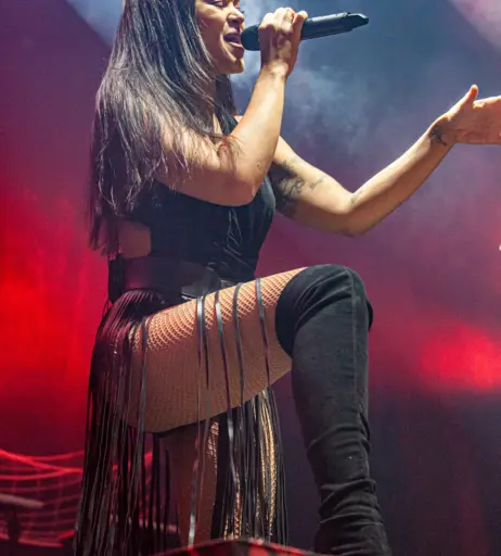 Image 4448727 from Women of Metal
