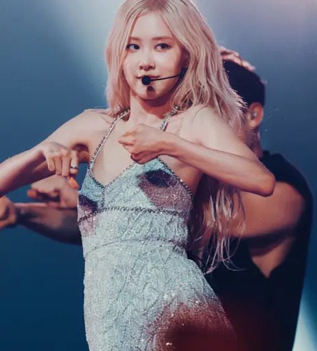 Image 4448322 from Rosé || Roseanne Park - BLΛƆKPIИK ( BLACKPINK )