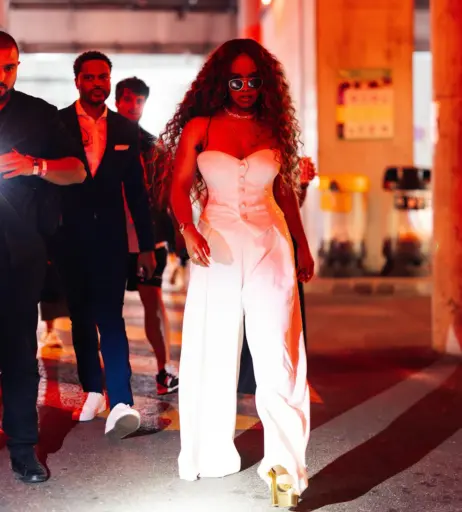 Image 4448968 from H.E.R./Gabriella Sarmiento Wilson