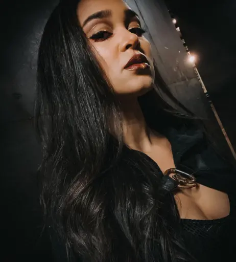 Image 4448912 from Women of Metal
