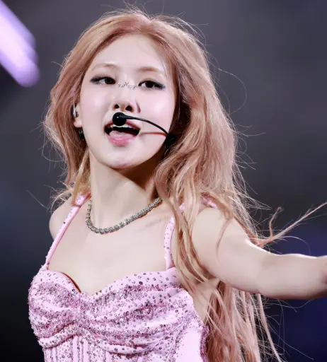 Image 4435436 from Rosé || Roseanne Park - BLΛƆKPIИK ( BLACKPINK )