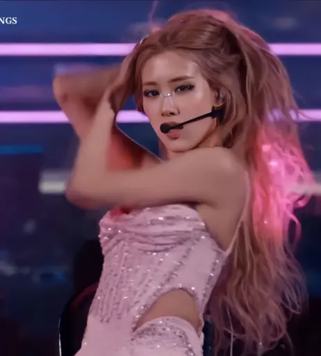 Image 4436589 from Rosé || Roseanne Park - BLΛƆKPIИK ( BLACKPINK )