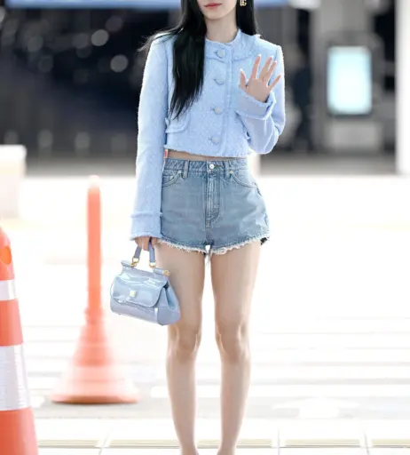 Image 4436569 from Yeji - ITZY (예지, Hwang Ye-ji)