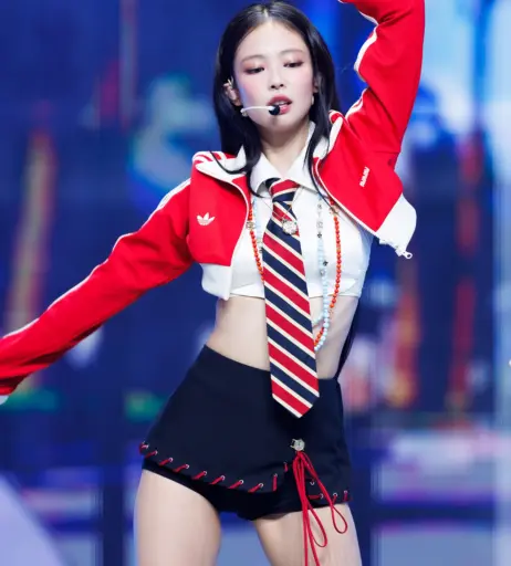 Image 4436650 from Jennie | BLΛƆKPIИK (Blackpink)