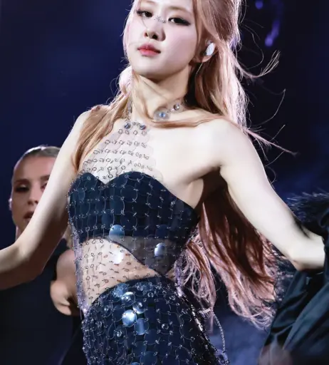 Image 4436115 from Rosé || Roseanne Park - BLΛƆKPIИK ( BLACKPINK )