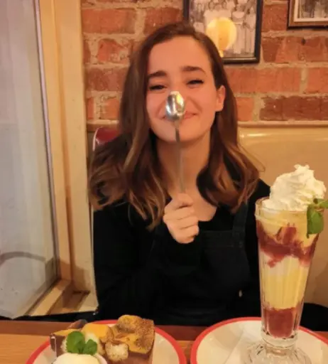 Image 4437444 from Holly Earl