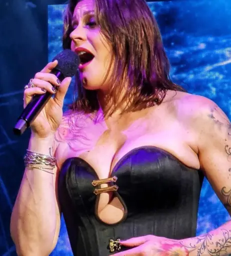 Image 4437615 from Women of Metal