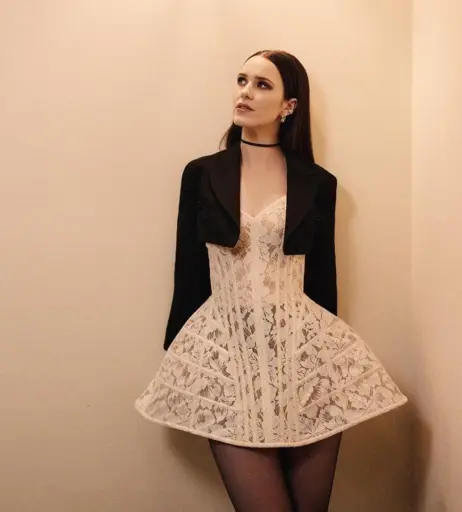 Image 4434806 from Rachel Brosnahan (Marvelous Mrs. Maisel)