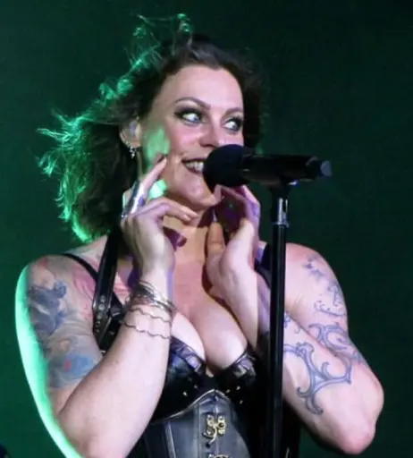 Image 4434299 from Women of Metal