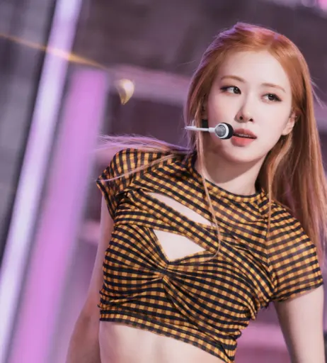 Image 4431854 from Rosé || Roseanne Park - BLΛƆKPIИK ( BLACKPINK )