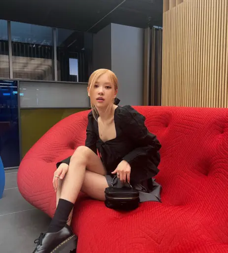 Image 4431346 from Rosé || Roseanne Park - BLΛƆKPIИK ( BLACKPINK )