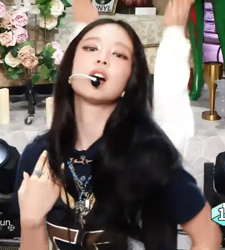 Image 4432666 from Jennie | BLΛƆKPIИK (Blackpink)