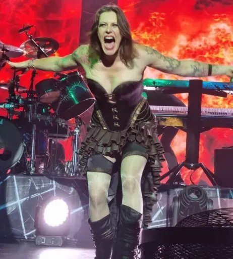 Image 4432606 from Women of Metal