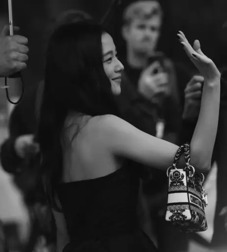 Image 4432114 from Jisoo  || - BLΛƆKPIИK ( BLACKPINK )