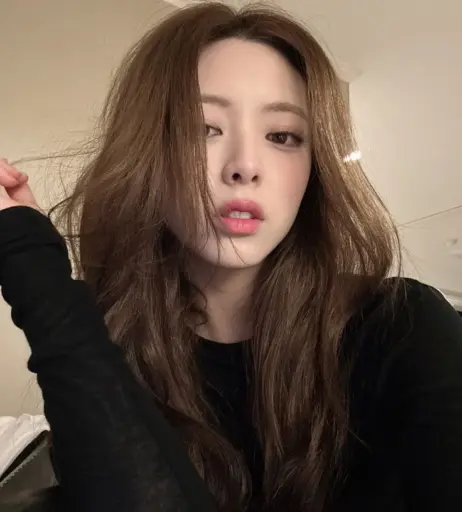 Image 4432336 from Yuna - ITZY (유나, Shin Yu Na)