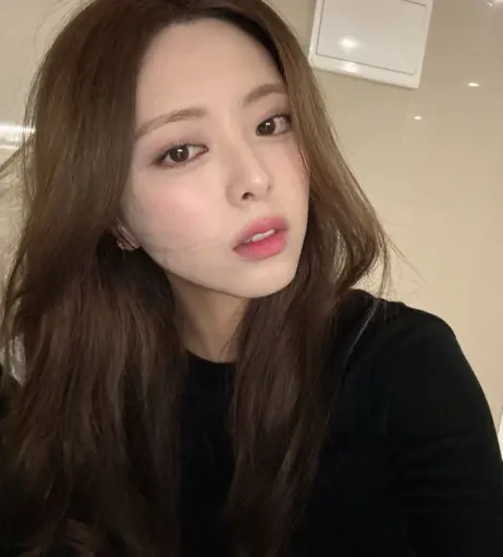 Image 4432328 from Yuna - ITZY (유나, Shin Yu Na)