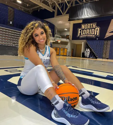 Image 4433556 from Lyric Swann / curlylyric22