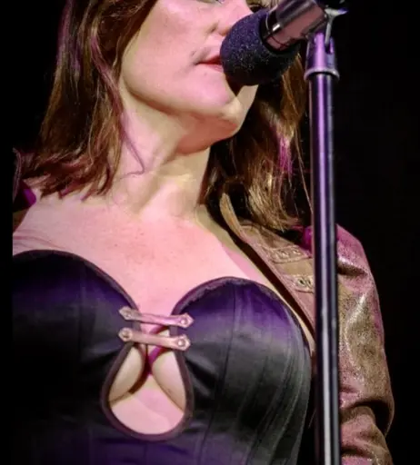 Image 4433518 from Women of Metal