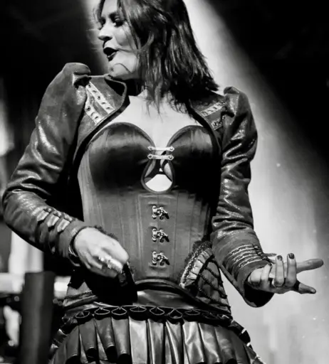 Image 4433531 from Women of Metal