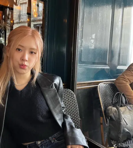Image 4430701 from Rosé || Roseanne Park - BLΛƆKPIИK ( BLACKPINK )