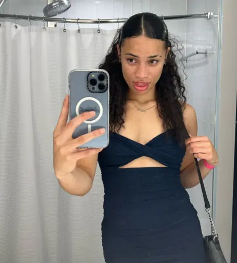 Image 4430053 from Amiah Simmons