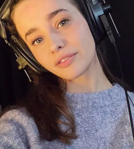 Image 4439449 from Holly Earl