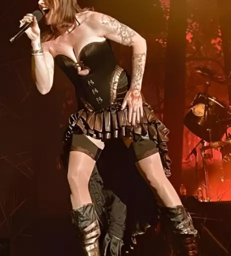 Image 4438831 from Women of Metal