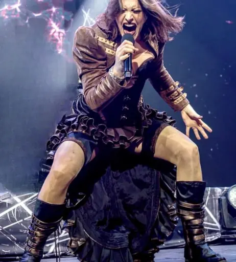 Image 4438407 from Women of Metal