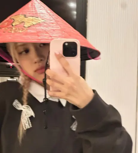Image 4438000 from Rosé || Roseanne Park - BLΛƆKPIИK ( BLACKPINK )
