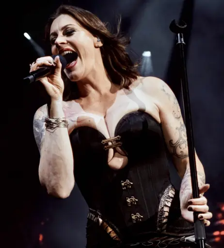 Image 4438394 from Women of Metal