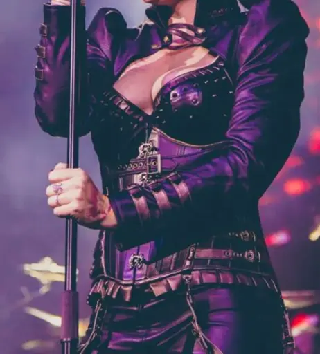 Image 4438373 from Women of Metal
