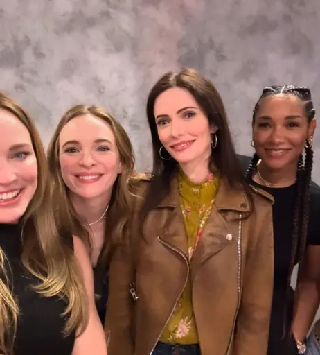 Image 4426279 from Candice patton