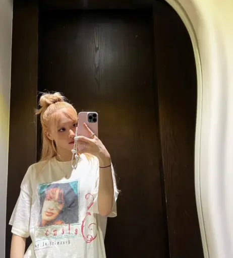 Image 4427590 from Rosé || Roseanne Park - BLΛƆKPIИK ( BLACKPINK )
